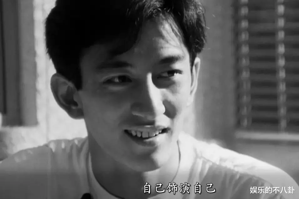 『吴启华』他不戴眼镜是反派，戴上眼镜人人爱，今为了女儿只能演烂片！