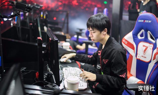 韩金|被OMG放弃后马哥现状惨淡，声明没退役只是没人要！各路好友帮求职