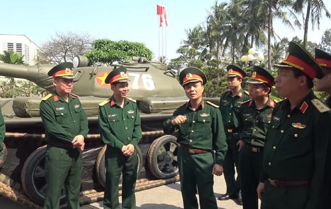 印度▲各国一个师有多少人？印度17000人，越南9000人，中国呢？