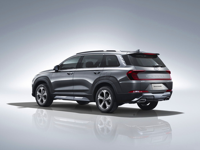 思域■全新现代胜达曝光，内饰更豪华，能威胁到汉兰达吗？