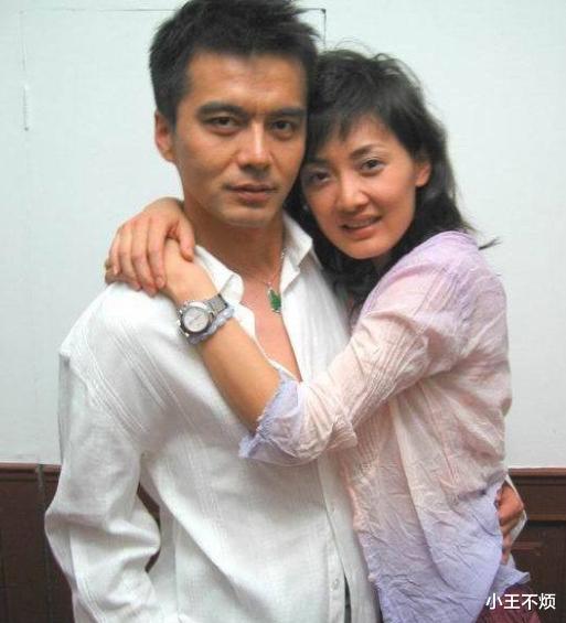 许亚军|花心帅哥许亚军:四婚三离,让何晴着迷,前任都是大美女