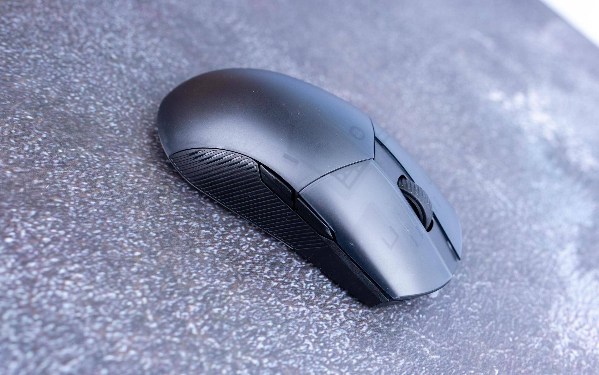 鼠标|这是一款真正的客制化鼠标，ROG烈刃2使用体验