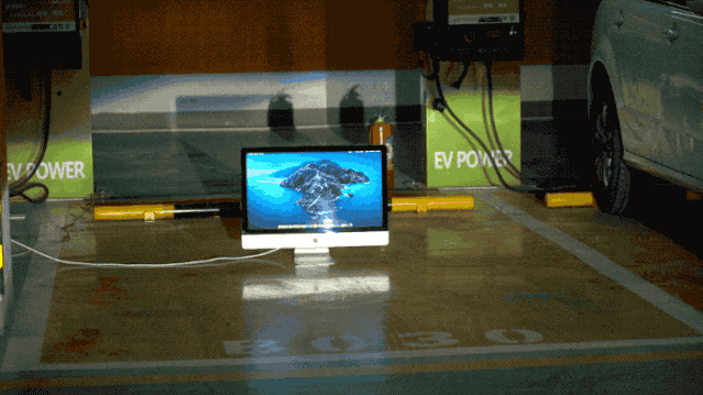 iMac|一片玻璃卖3750?iMac 2020纳米纹理版动手玩:贵,但真的有用