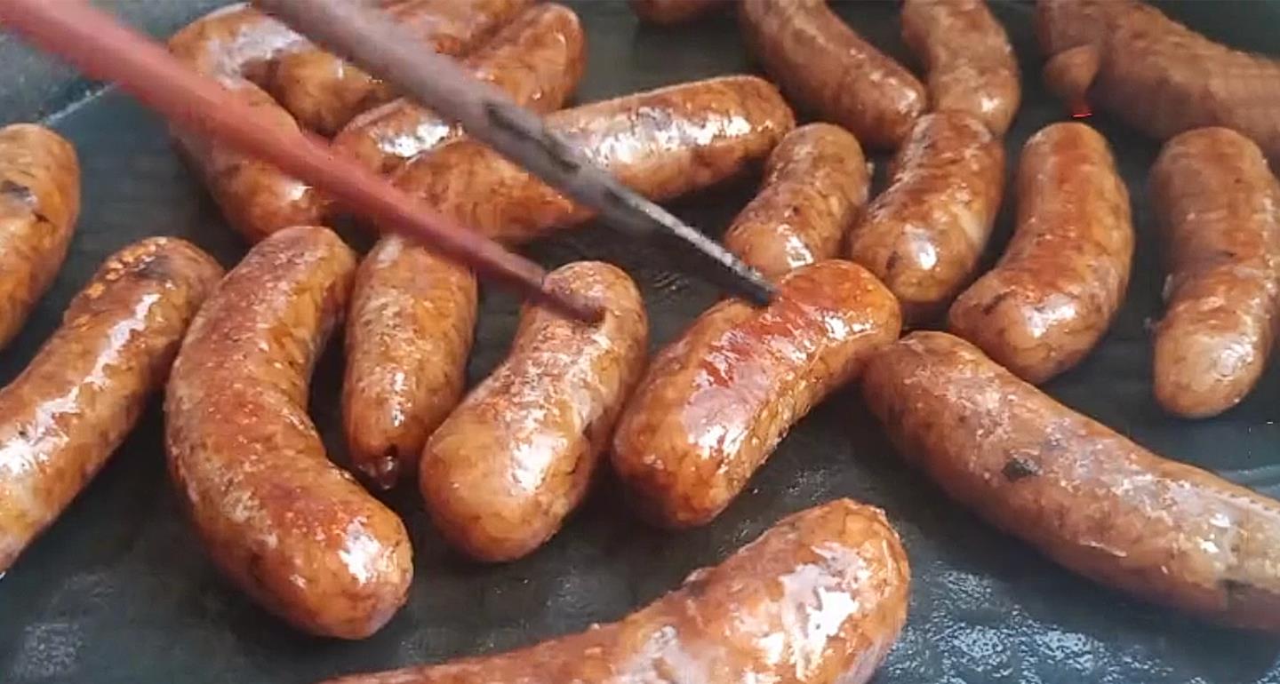 「洋葱」软软糯糯的糯米肠，开锅那一刻馋了，吃了一口就忘不了