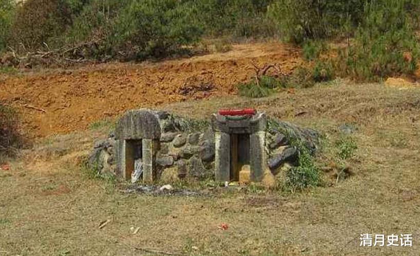 「古人智慧」俗语“雨打棺,十年酸;雨洒坟,出贵人”,啥意思?古人生活经验