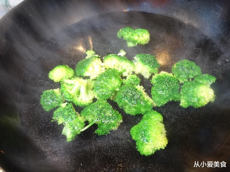 【】存在“危机”的几种美味的蔬菜，食用前切记将“隐患”消除掉。