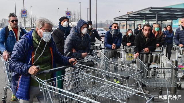 『美国』美国不能再疯狂下去了，否则，美国很快实现“美国第一”
