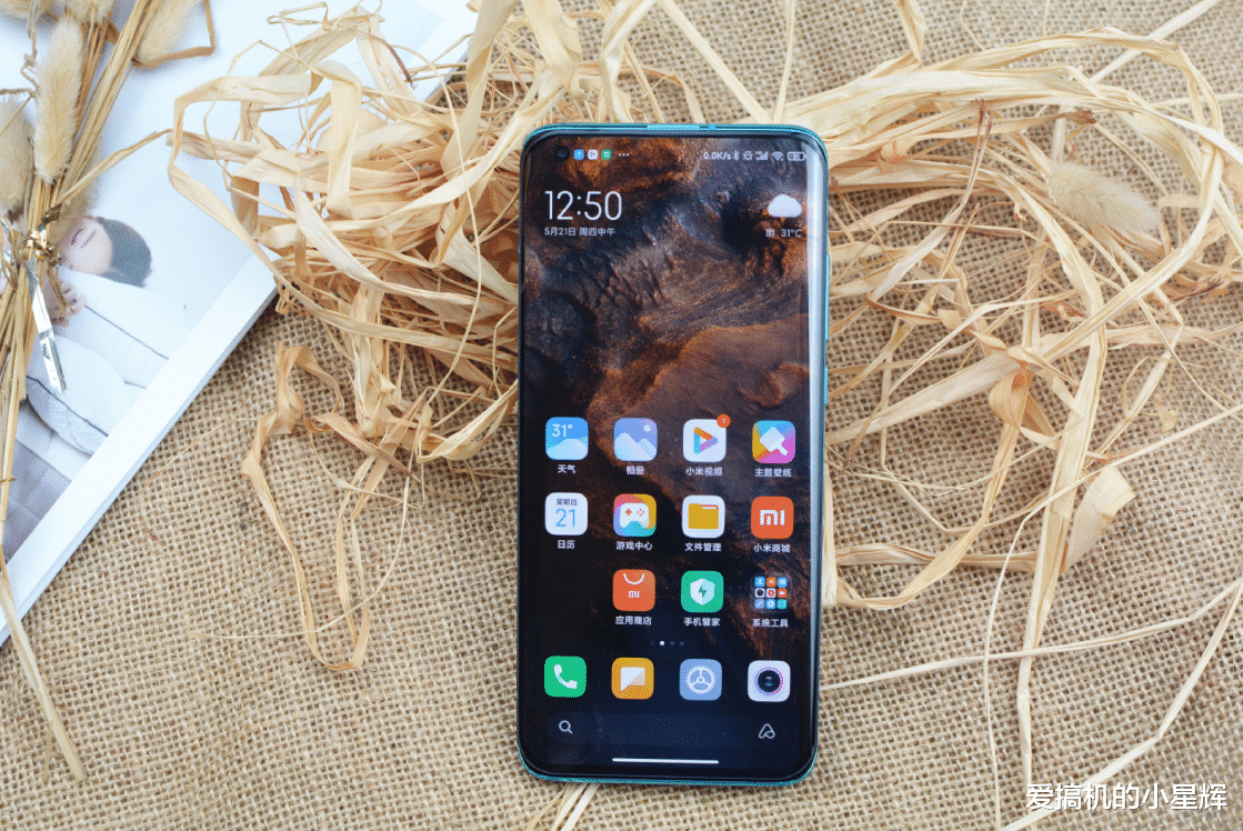 Google Play|预算3500，到底该买小米10还是买红米K30Pro变焦版？