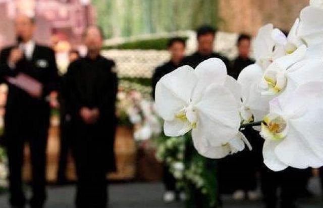 陈陆|悲痛！抗洪英雄陈陆遗体告别：儿子才4岁，妻子在棺前颤抖痛哭