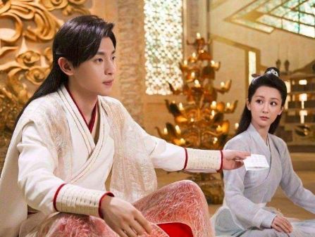 『官宣』《香蜜2》官宣剧组成员，得知锦觅的扮演者后，感觉错失了几个亿