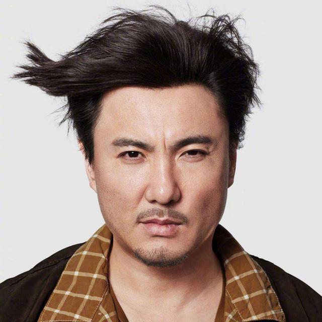 沈腾|沈腾200斤的妻子曝光,一脸旺夫相,一家三口温馨幸福
