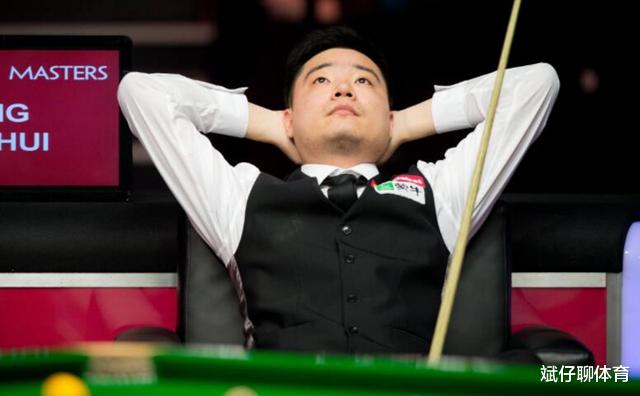 丁俊晖|1-5惨败！连战世界第4第5，丁俊晖判若两人！世锦赛3冠王杀进4强