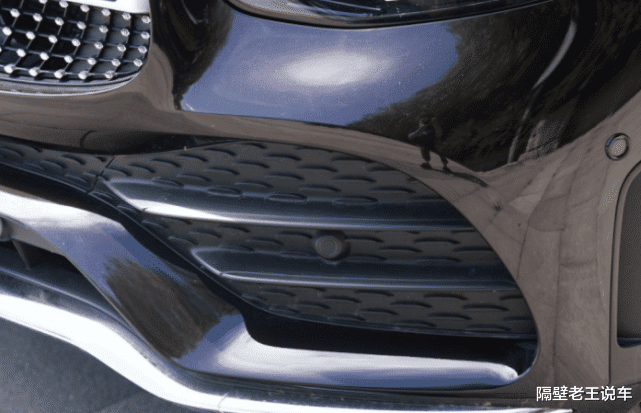 『奔驰GLC』从40万降至33万，奔驰大获成功！30天卖13148台，比Q5体面十倍