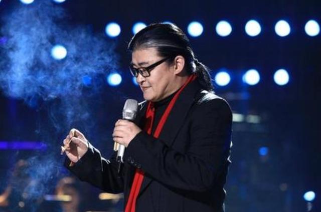 刘欢|唱功甩刘欢几条街，多次随国家到处演出，婚后生活成这般