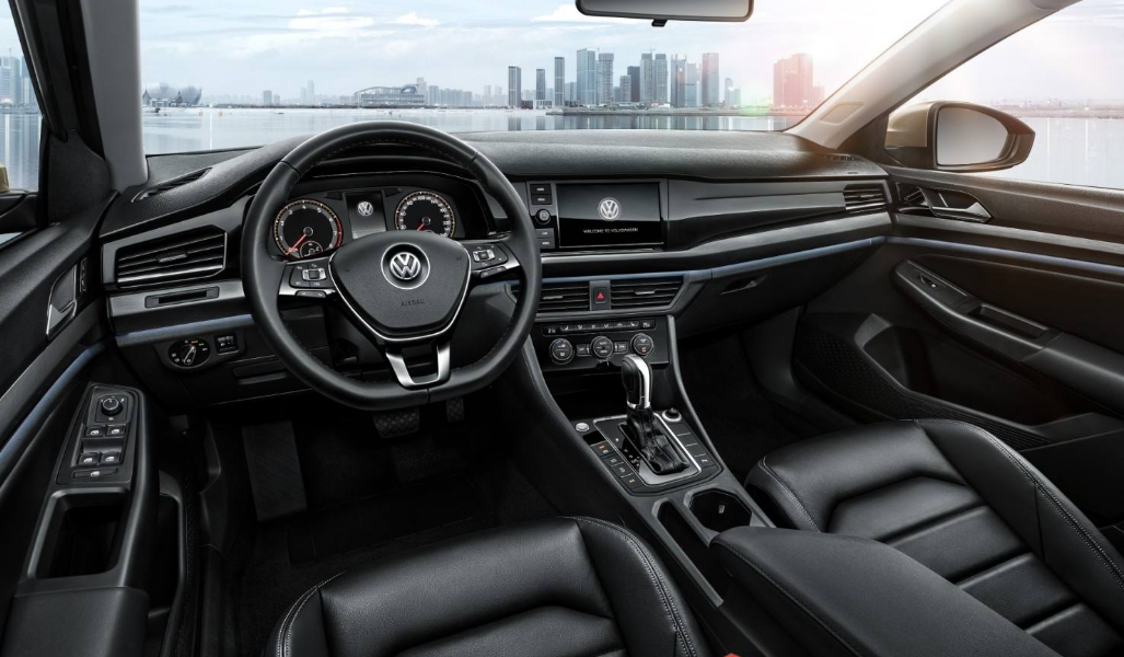 「大众宝来」“搬砖”都能养得起,大众宝来多次跳价跌至6.5万,一箱油能跑890km