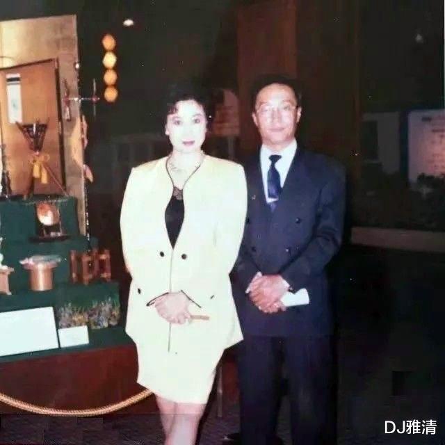 李光|79岁李光近照曝光,谈与妻子沈健瑾的爱情故事,仅四个字便令人泪目