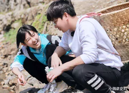 彭昱畅■公开恋情的彭昱畅,录《向往的生活》都有特殊待遇,实名羡慕