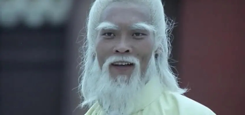 【鸡蛋】“香港电影教父”导演，集齐9位动作高手，捏碎鸡蛋片段记忆尤深