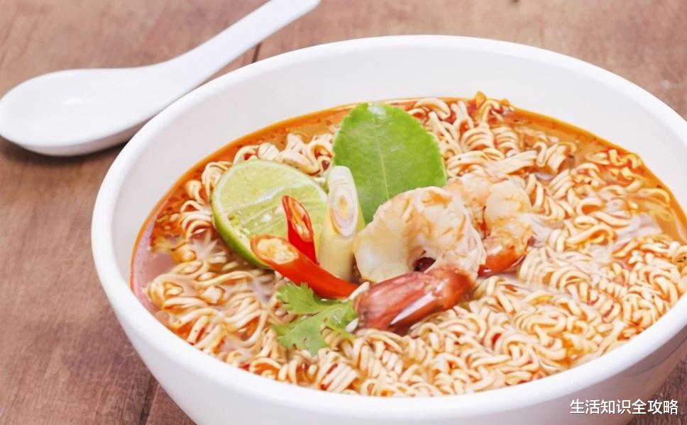 泡面|官宣！最好吃的一款泡面，秒杀康师傅统一，好吃到咬舌头！