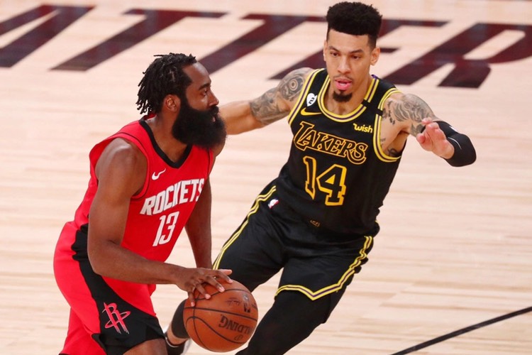 火箭队|威少交出球权，50分射手夺权二当家位置，火箭9人轮换3将成鸡肋