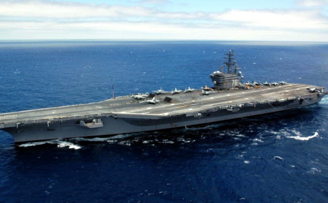美军|全球第一艘110万吨巨无霸，仅3年时间建造完成，比美军航母还大