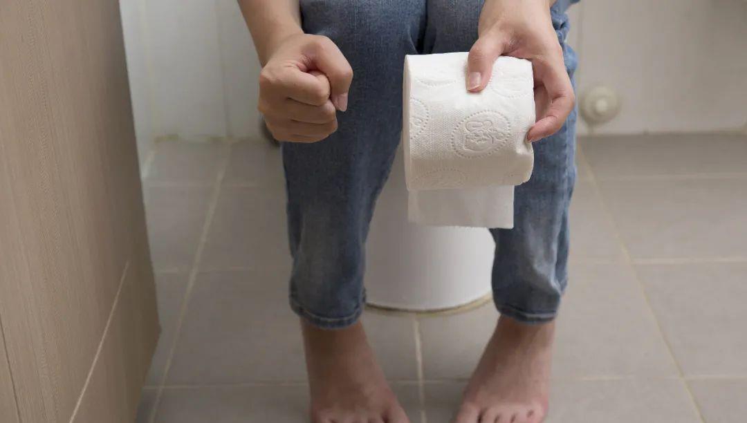 便秘|不论男女，早上空腹喝它，肠胃“一通到底”，口臭便秘没了