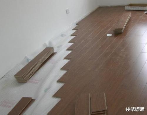 防潮|头一次见有人这样铺木地板，不得不感叹太聪明了，防潮又隔音