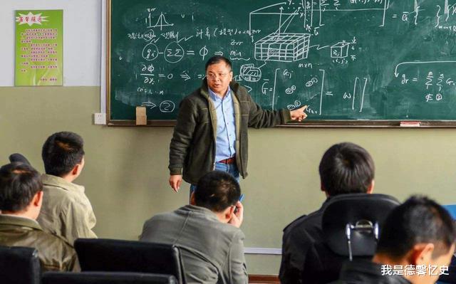 『筑梦情缘』中国一代功勋巨匠回国,令美国航母撤退100海里,此技术亚洲独有