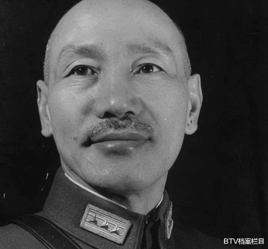 蒋介石|蒋介石曾出言，这世上能取代他的只有俩人，一个被他杀害另一个是谁？