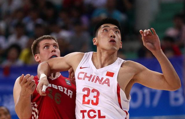 #山东男篮#山东男篮将迎两大国手!240斤超级中锋+21岁打爆郭艾伦、赵睿之人