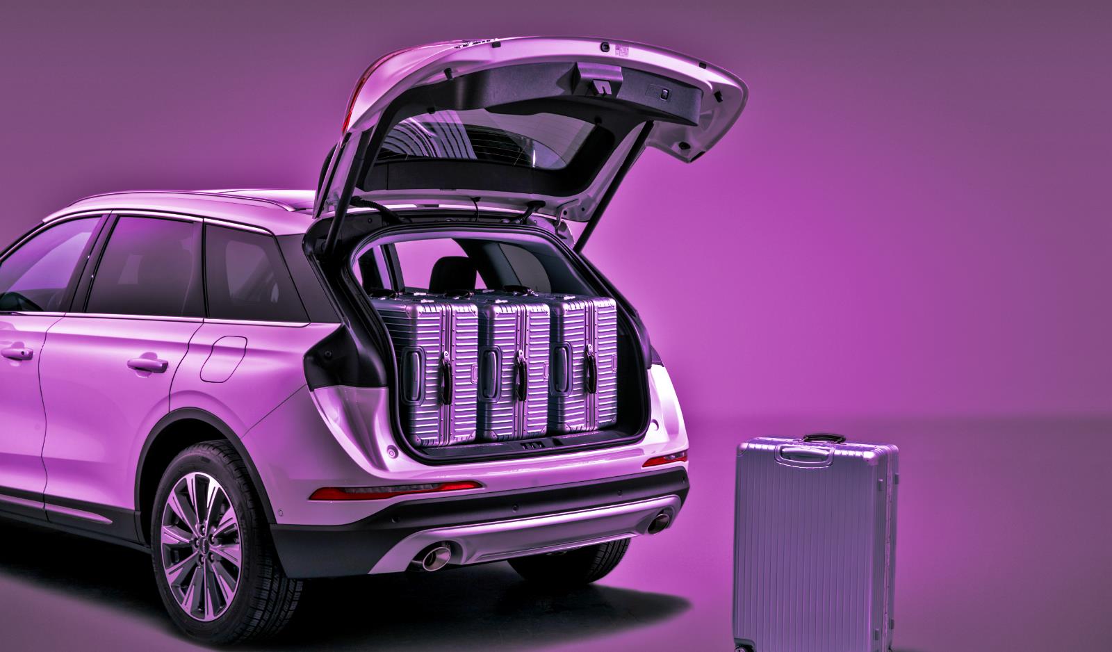 林肯汽车|“有钱的买奔驰，半有钱的买宝马”买这款的人，才是真有钱