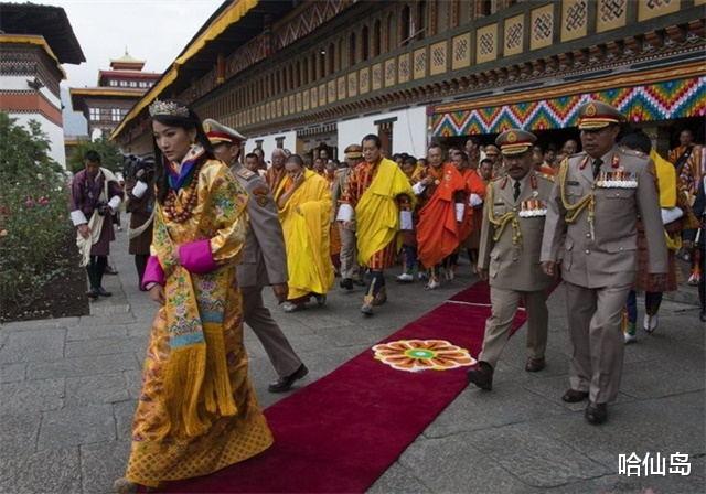 青白江|中国中年男子去不丹旅游，纷纷表示不想回国，看看不丹女孩怎么说
