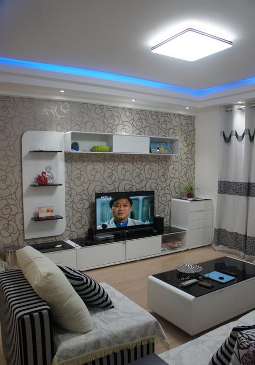 「」晒晒公公装修的新家，朋友都说不错，只是客厅灯光好刺眼