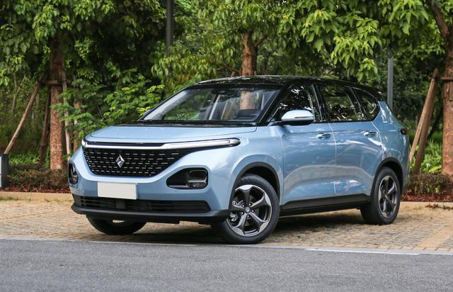 长安CS75|真正厚道的MPV,轴距接近汉兰达,入门就是高配,仅7.88万起