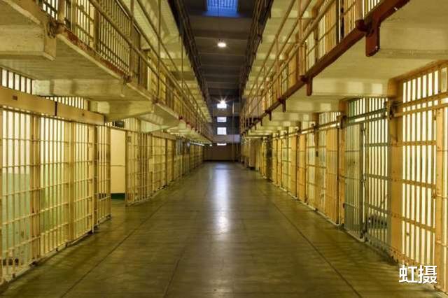 武汉▲美国囤枪太必要！监狱大量释放囚犯，芝加哥3个月谋杀超去年一年