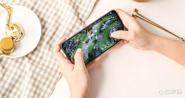 5G|被遗忘的5G旗舰，骁龙865跌至3299，安兔兔跑分超过66万