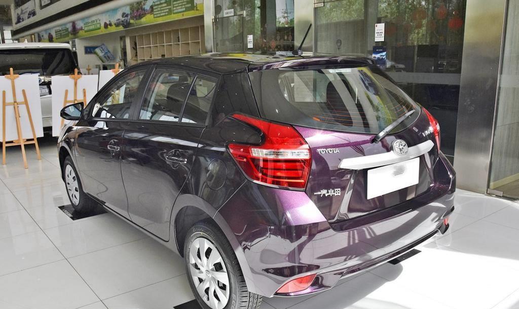 宝骏360:9万预算家轿怎么选?1.5L自动挡油耗仅5.2L,哪些配置更有必要?