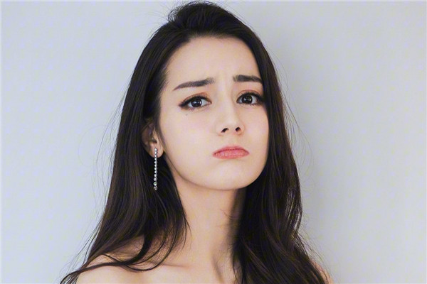 赵今麦|易烊千玺高考473分，赵今麦高考524分，看到她：这才是真正的考神！