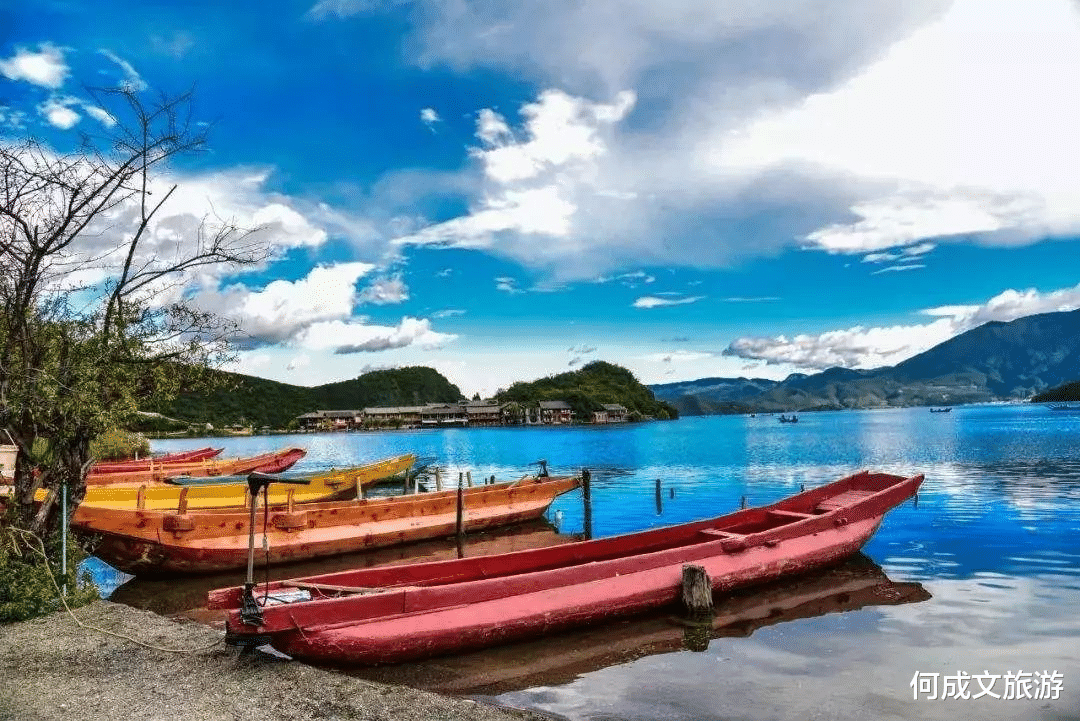 「泸沽湖」国内又一湖泊走红，地处2省交界，夏日均温仅19度，适合端午出游