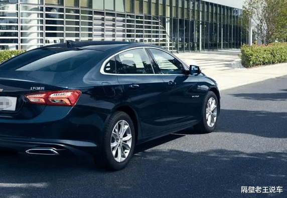 雪佛兰迈锐宝|又一神车被国人遗忘！长近5米油耗仅6L，从16.49万跌至11万却不火