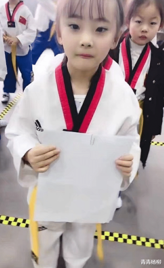 「杨幂」?杨幂刘恺威离婚后，女儿小糯米又大一岁，高颜值显露出来惹人爱