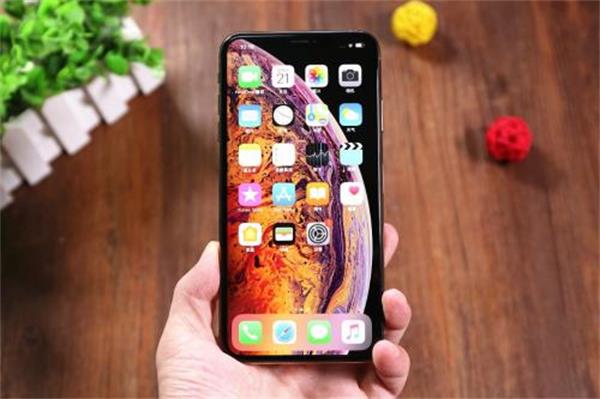 【iphone xs】顶级iPhone开始清仓，价格跳水4200元，大屏双摄+双卡双待