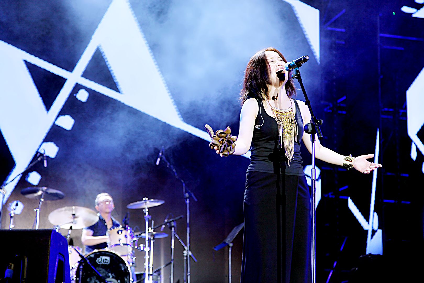 春晚|她接连上4次春晚,却被恩师骗后堕胎,今49岁不再追求爱情!