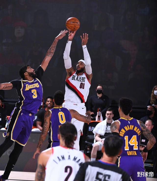 湖人队|太炸了！詹姆斯38+12+8再现死亡凝视，这样的湖人怎么输？