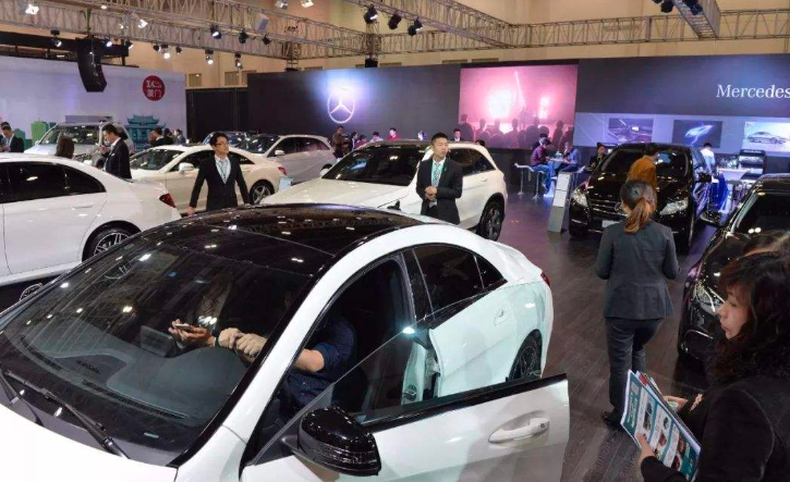 『马力』全款买车和贷款买车差距多大？老销售透露：这样买，谁都坑不了你