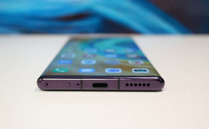 [华为mate30]上市短短8个月，当初被捧上天的华为Mate30Pro，为何突然不火了？