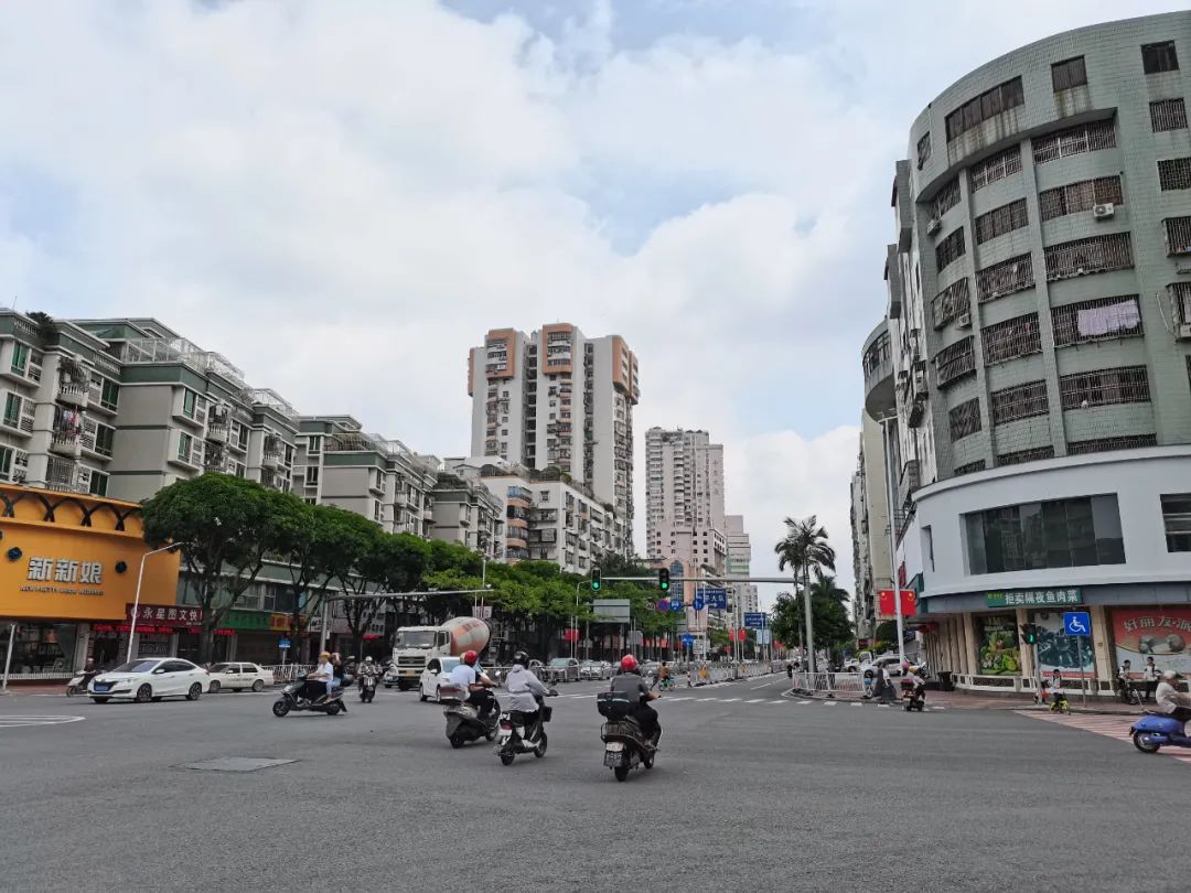 观点|曾比肩上海深圳，如今沦落三线，这座城市如何作到今天这地步