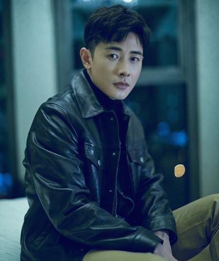 罗晋|唐嫣罗晋同台零交流，一个胖了，一个几乎瘦成纸片人，婚姻破镜恐难重圆