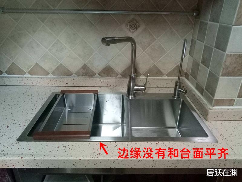 |厨房橱柜验收分四步，就算安装时不在场，也不怕工人动手脚