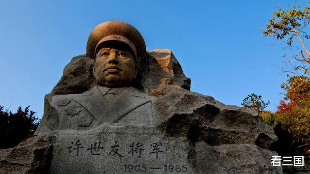 王震|他6岁习武，19岁参加革命，10招撂倒许世友，后成副主席